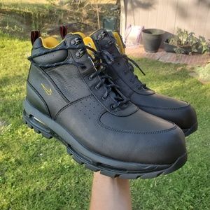 nike goadome boots size 14
